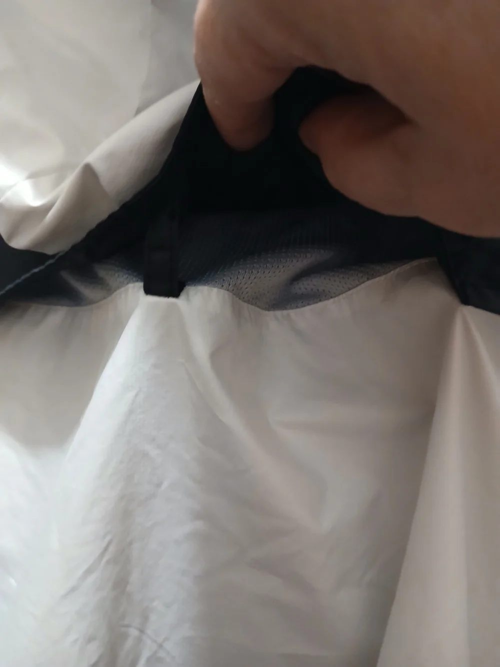 Nike Men’s Black & Light Gray Colorblock Windbreaker Jacket